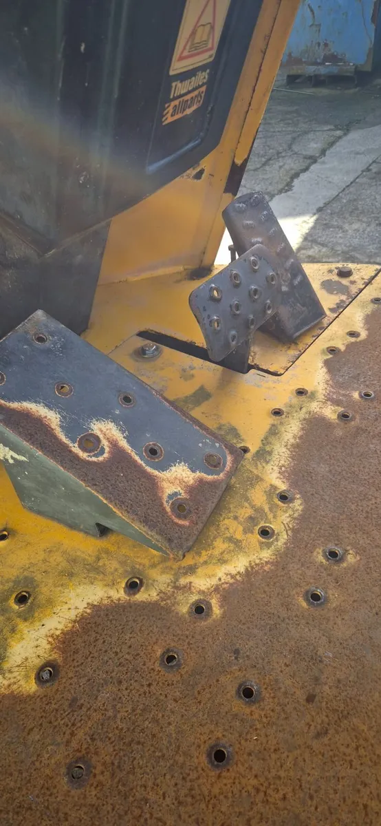 Thwaites 3 ton dumper - Image 4