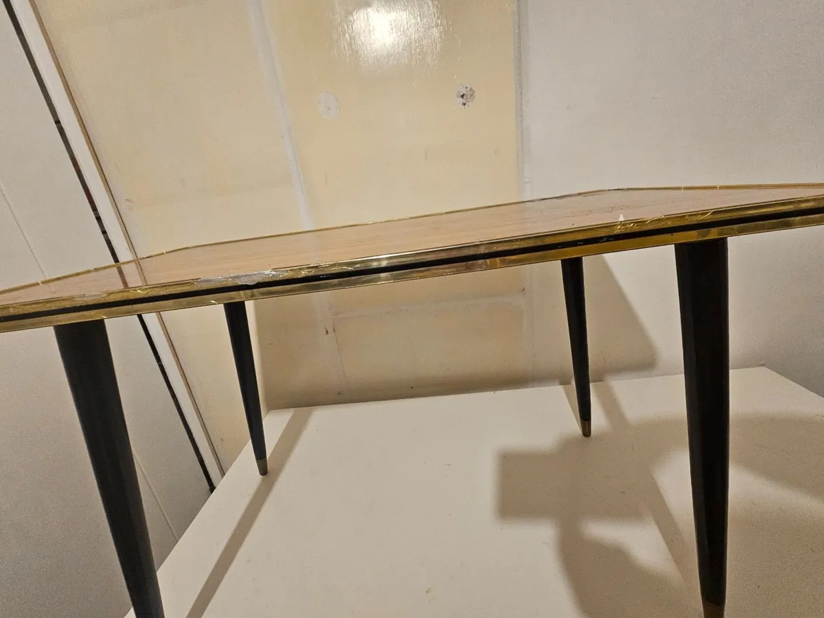 Formica vintage mid century side table - Image 2