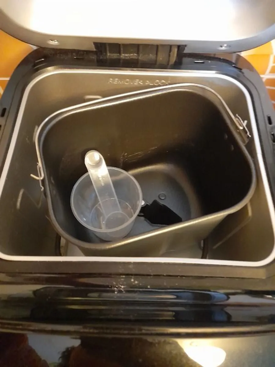 Breadmaker machine - Image 2
