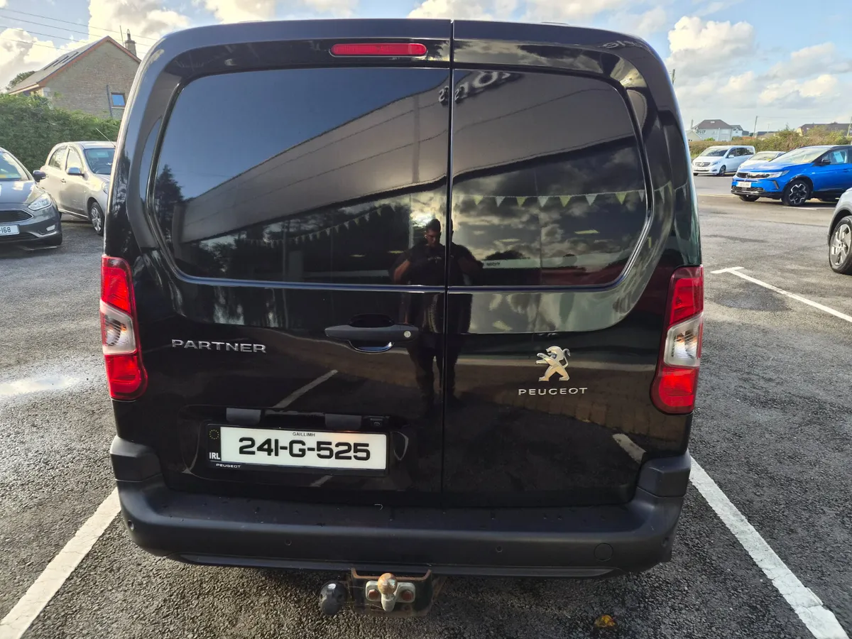 Peugeot Partner 2024 1.5L Diesel Manual - Image 4