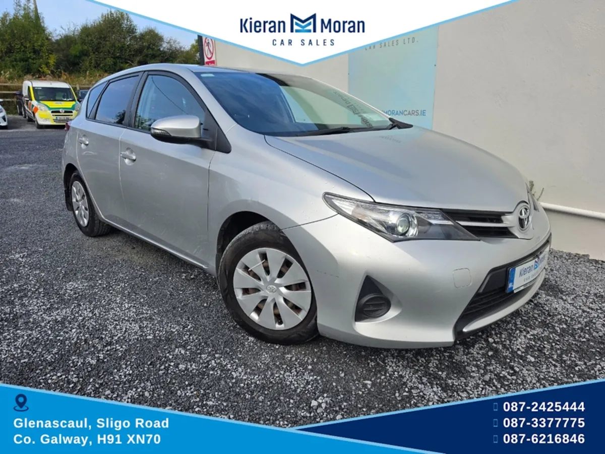 Toyota Auris 1.4 D-4D TERRA VAN 4DR - Image 2