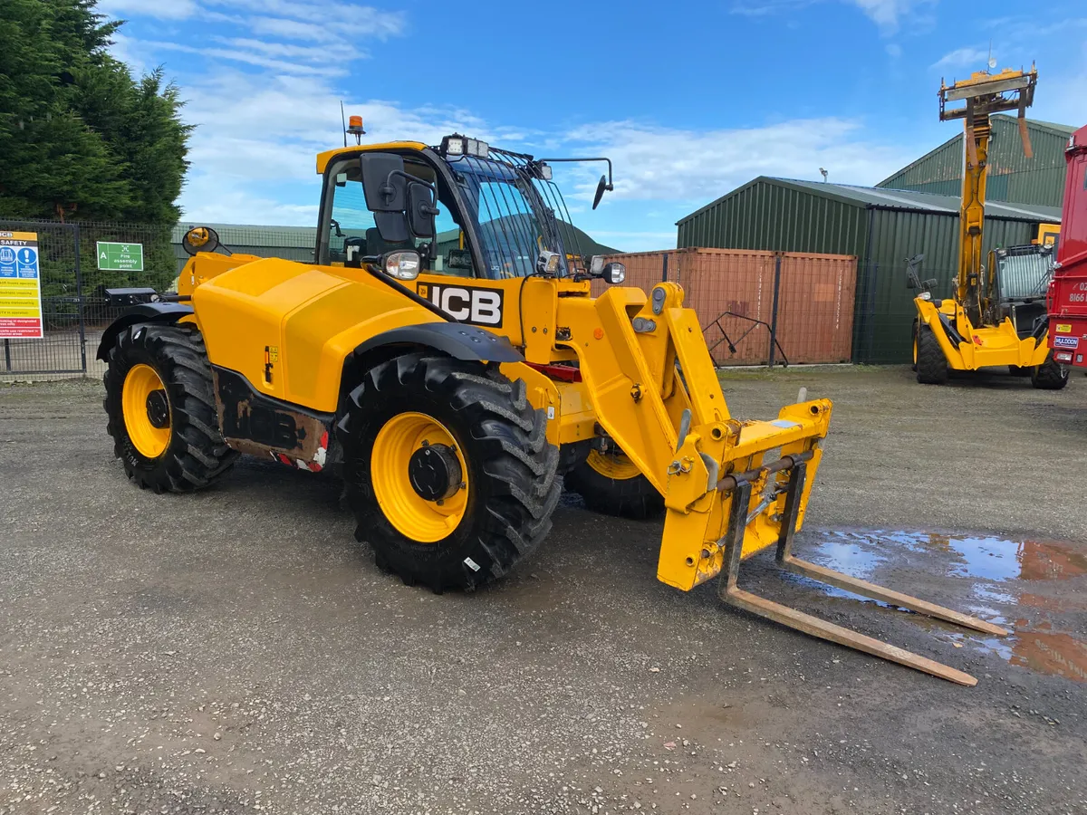 JCB 532-70 INDUSTRY PLUS TELEHANDLER YEAR 2022 - Image 2