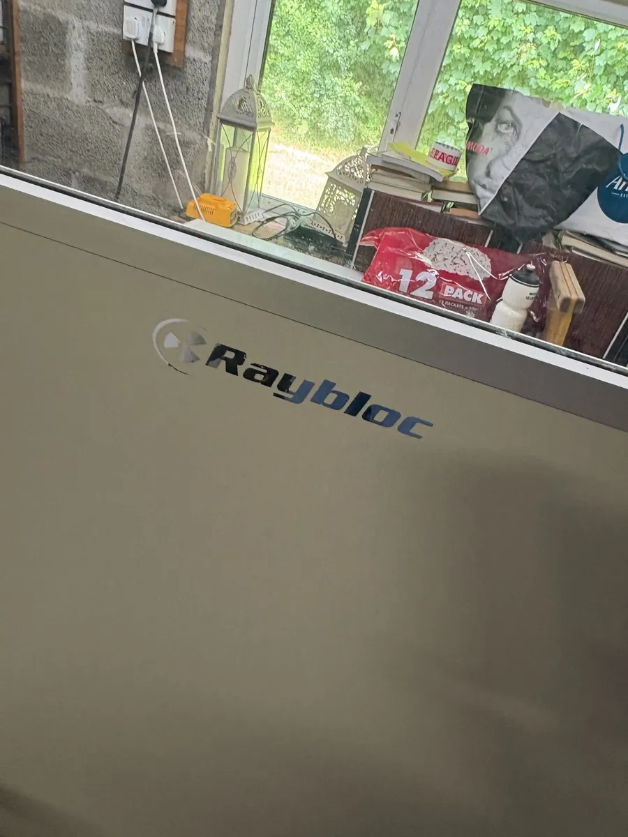 Raybloc Mobile Lead X-Ray Protection Screen - Image 2