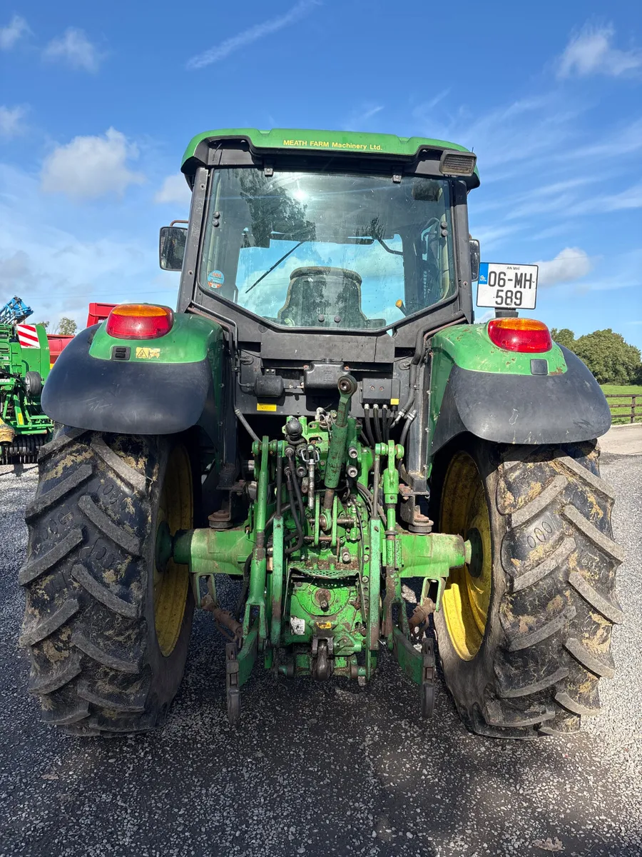 John Deere 6520 Tractor - Image 4