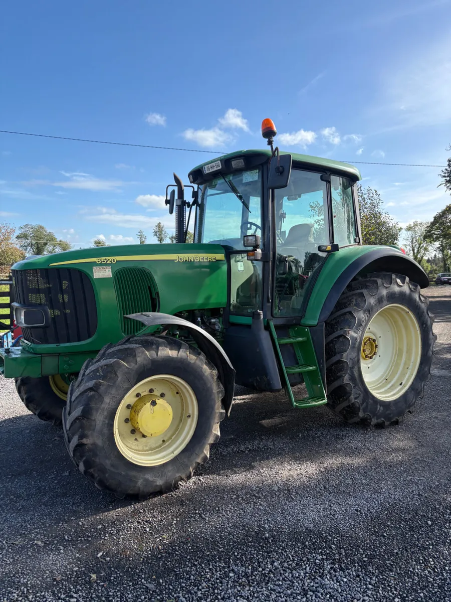 John Deere 6520 Tractor - Image 1