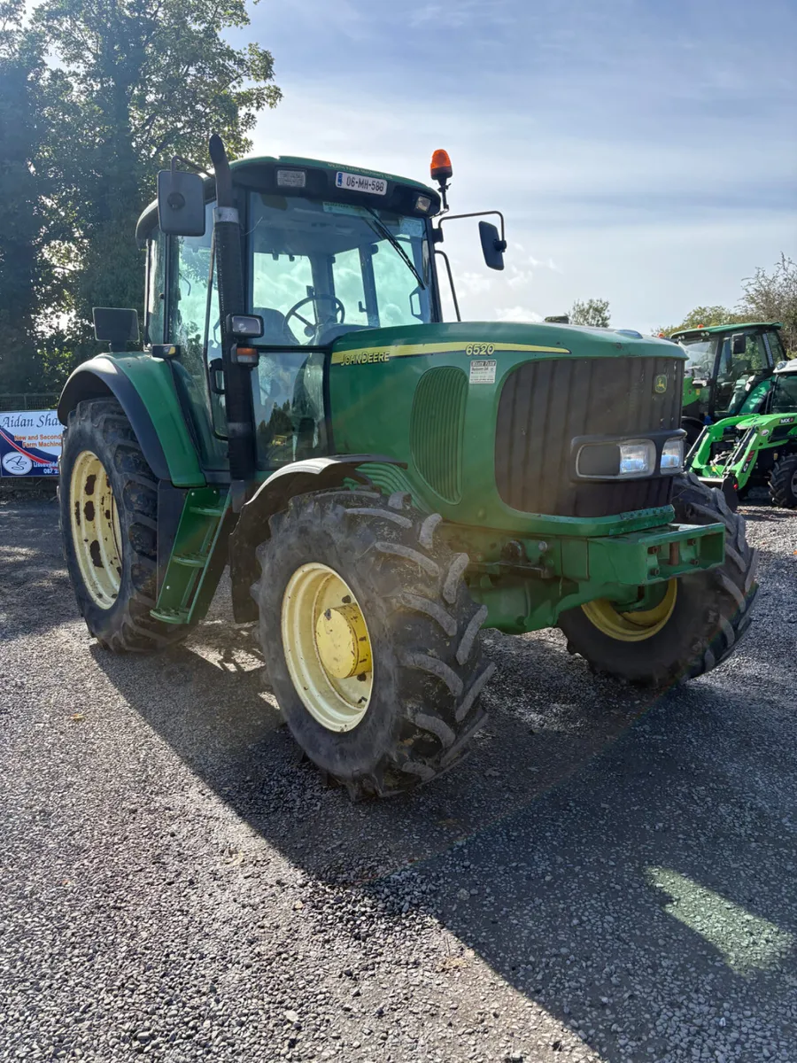 John Deere 6520 Tractor - Image 3