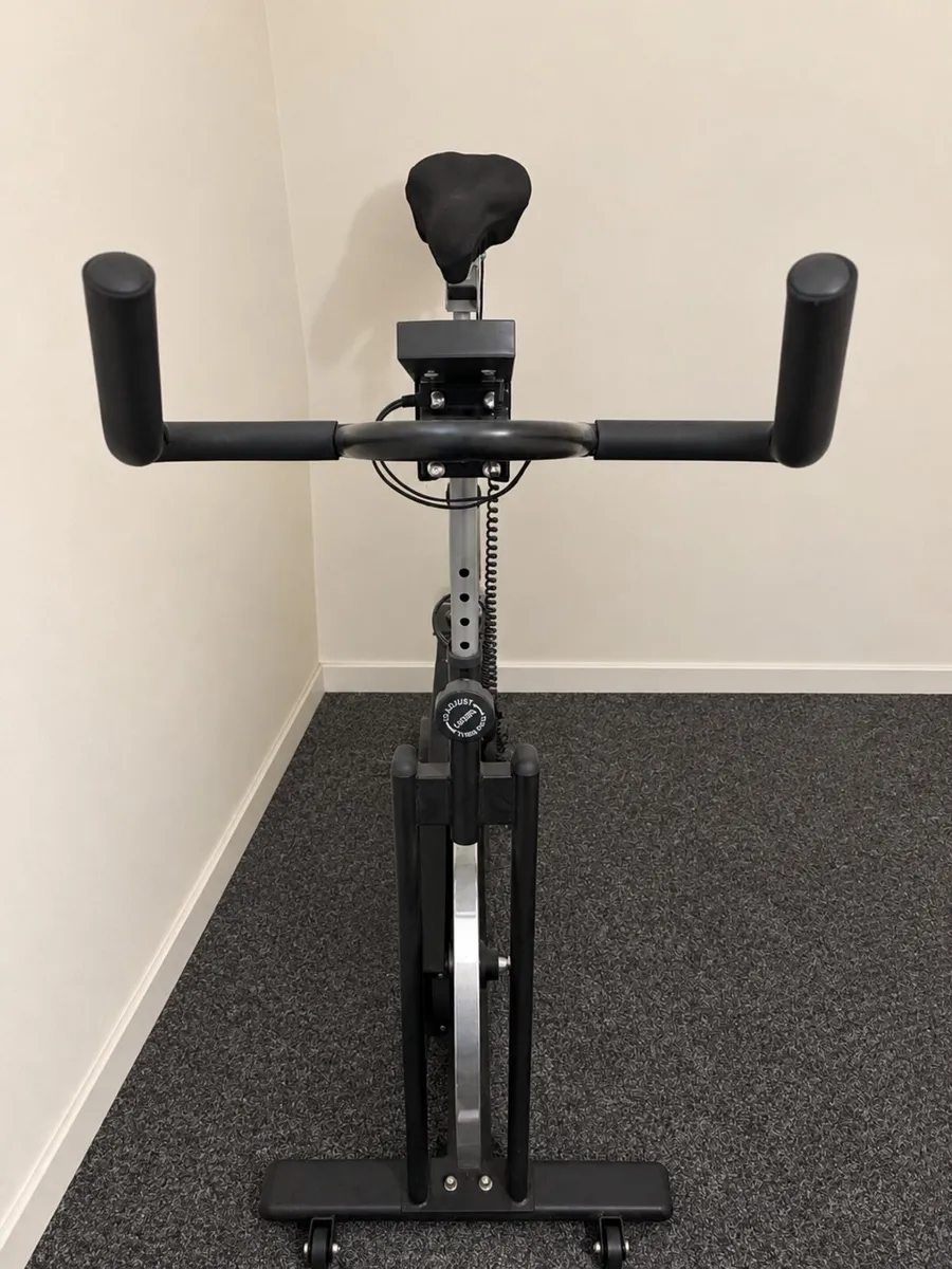 HIT FITNESS G6 spin bike - Image 2