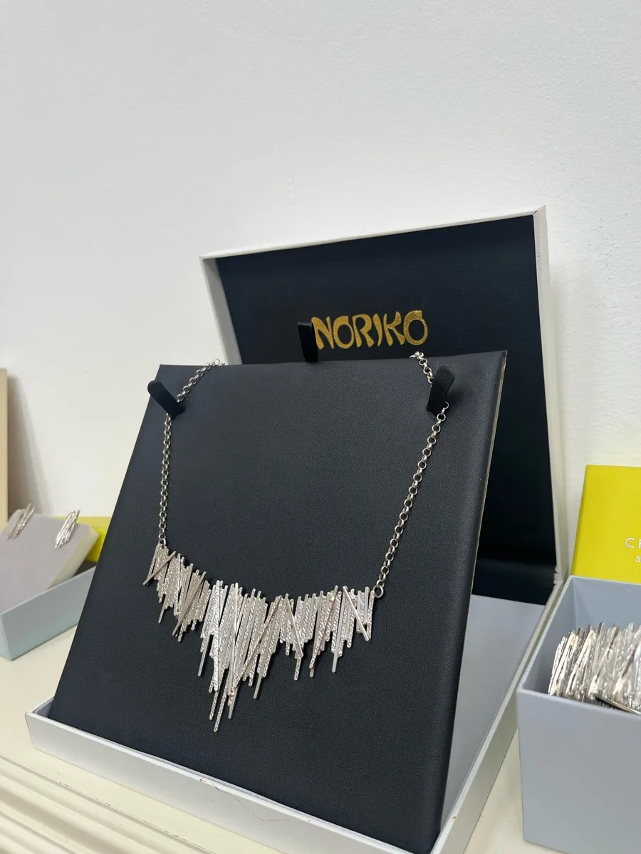 Chris Lewis Jewellery Set - Image 4