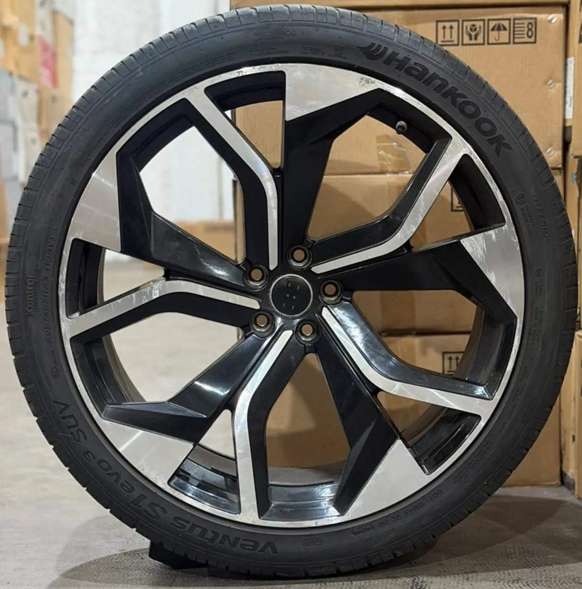 23" RSQ8 Style Alloys For Audi Q8 / VW Touareg - Image 4
