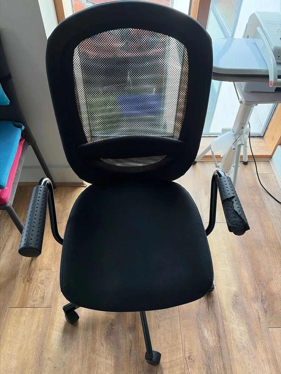 Wheel chair - Image 2