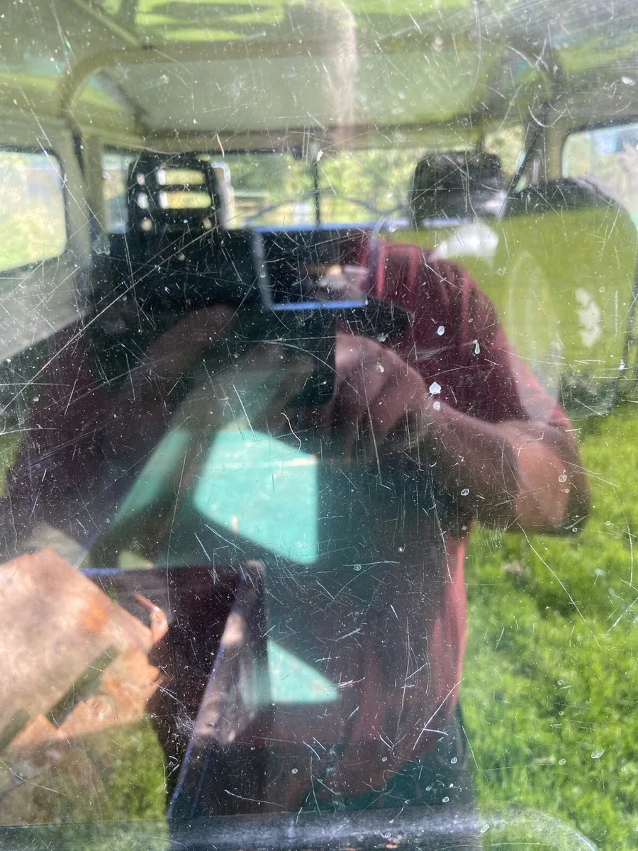 Vintage Landrover Series 3 - Image 2