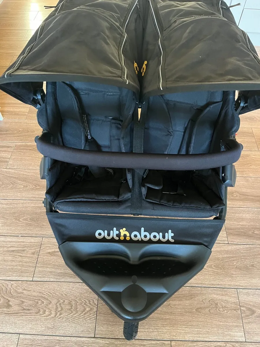 Out n about double buggy - Image 4