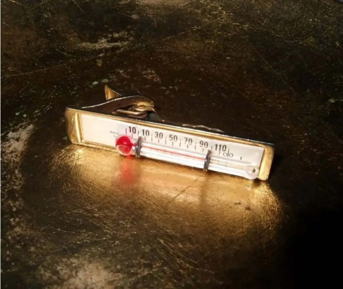 Rare Vintage 1940s Thermometer Tie Clip - Image 1