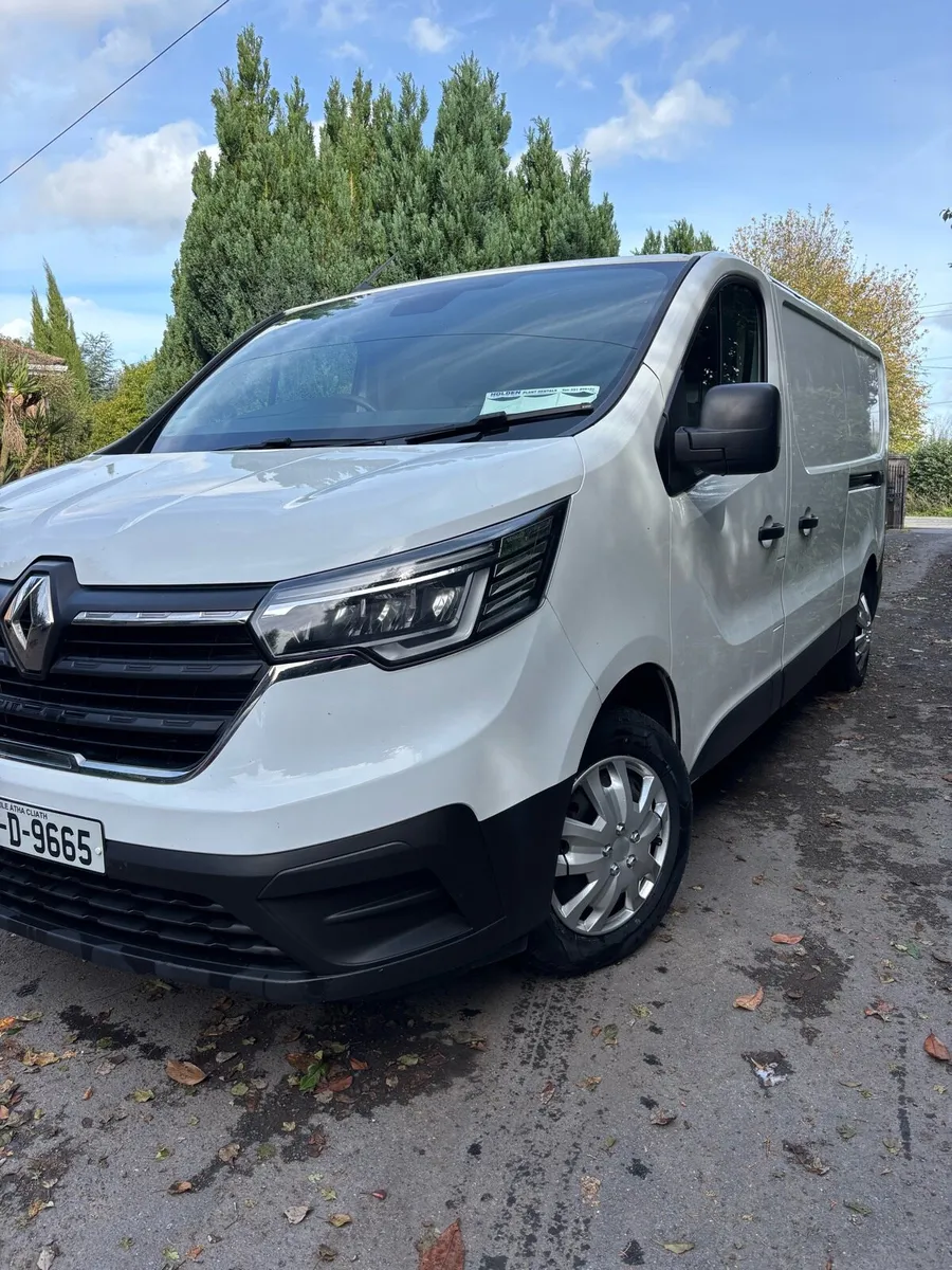 2022 Renault Trafic - Image 3
