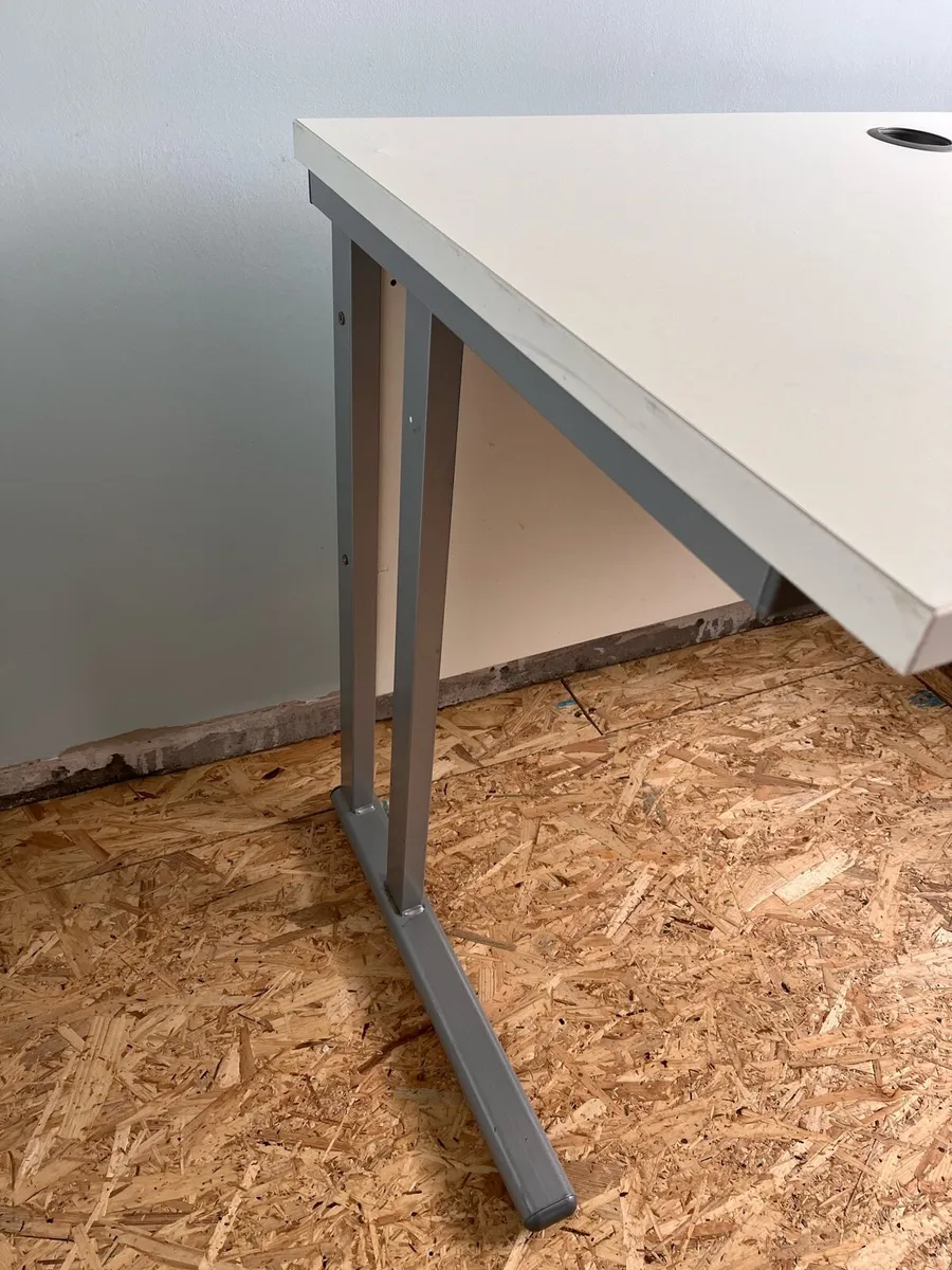Office Desk - Image 3