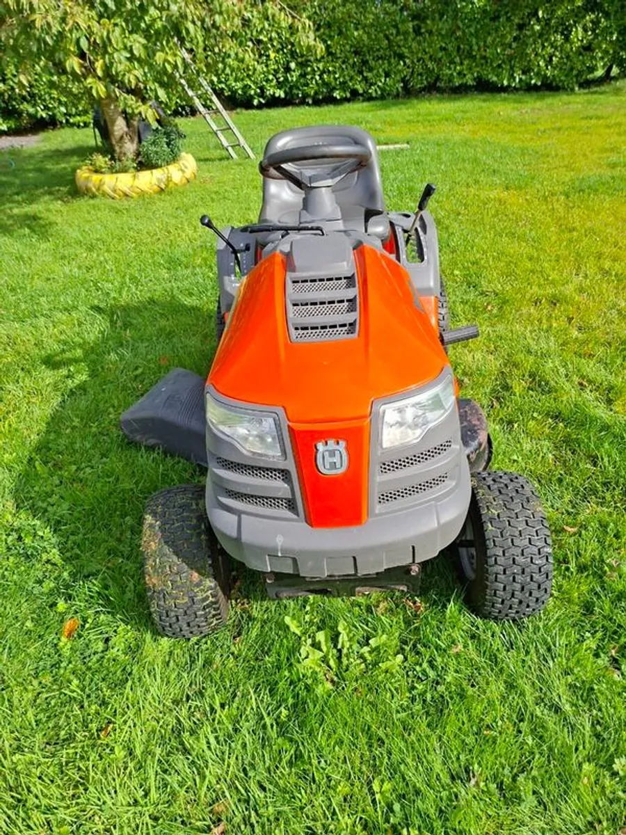 Husqvarna ride on mower - Image 2