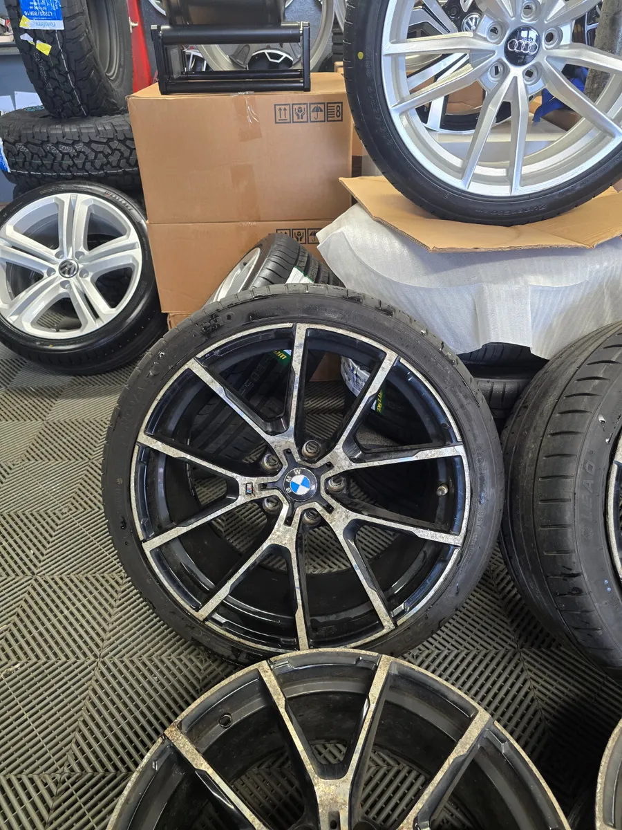 19" BMW 728M Style (Used) - Image 4