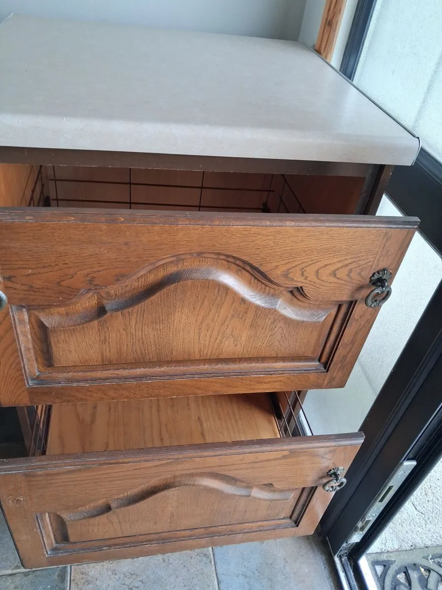 Kitchen Unit - Image 2
