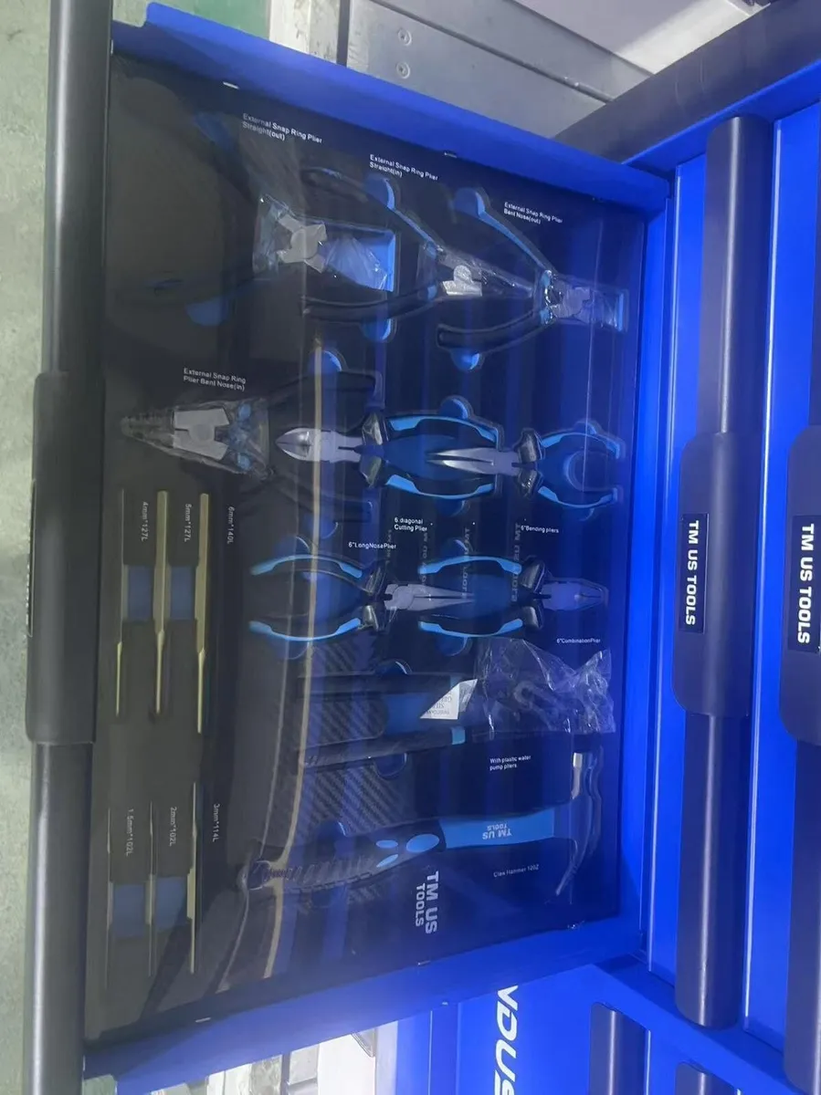 Industrial fully loaded toolchest - Image 2