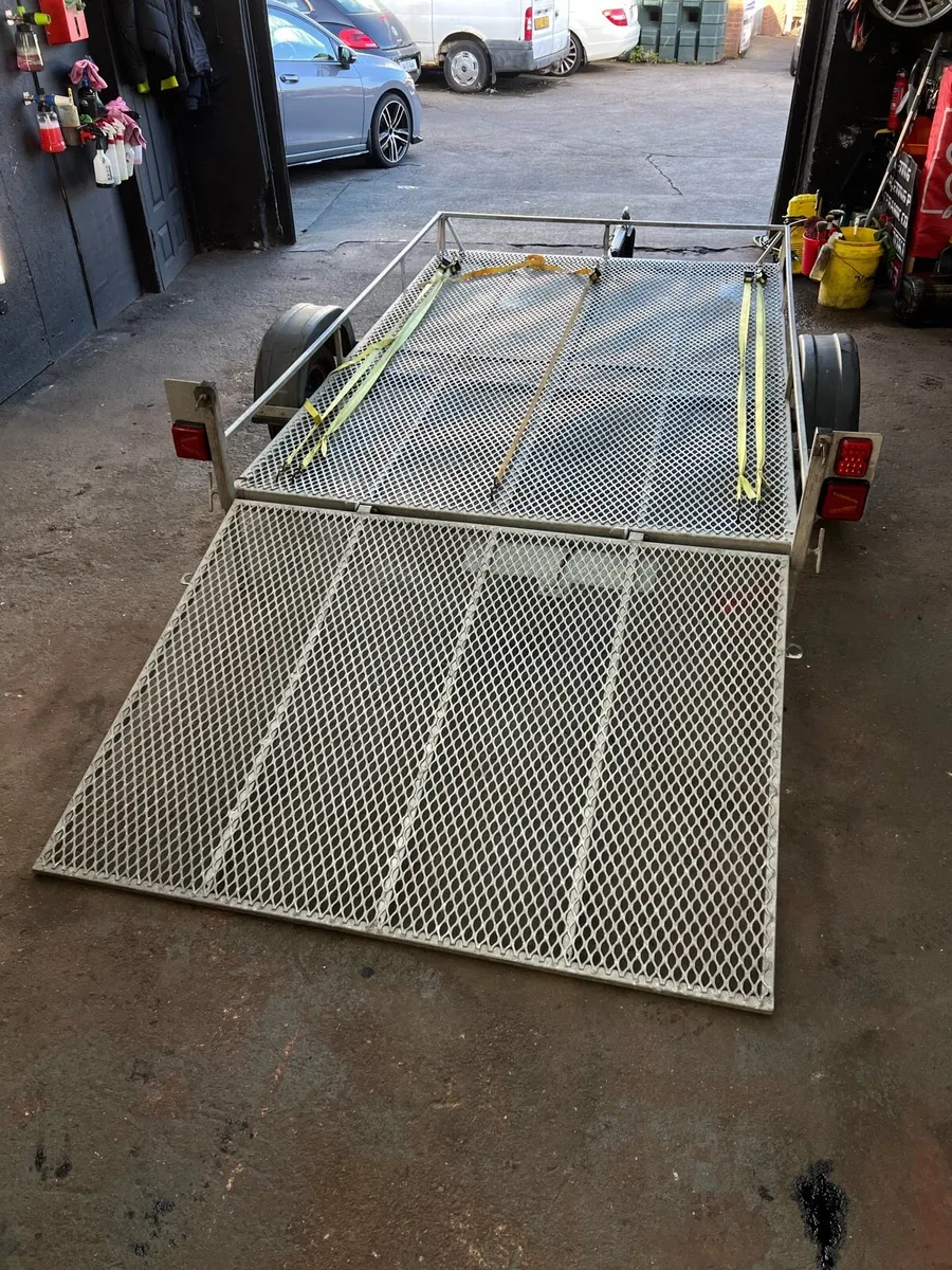 8.5Ft x 5.5 Galvanised trailer - Image 2