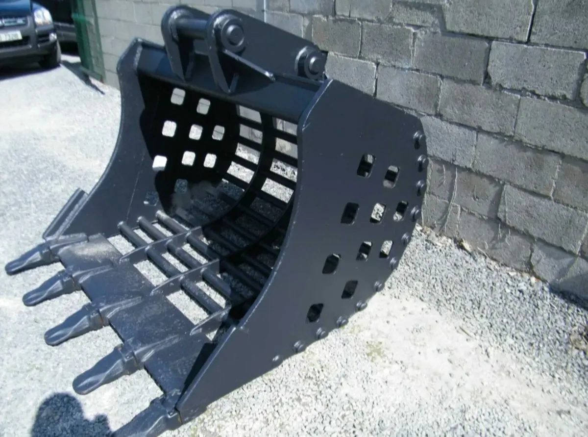 Attachment Hire , Riddle Buckets. - Image 3
