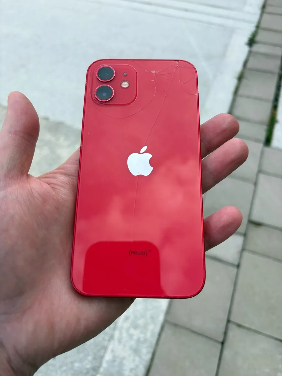 iPhone 12 64gb Red - Image 3