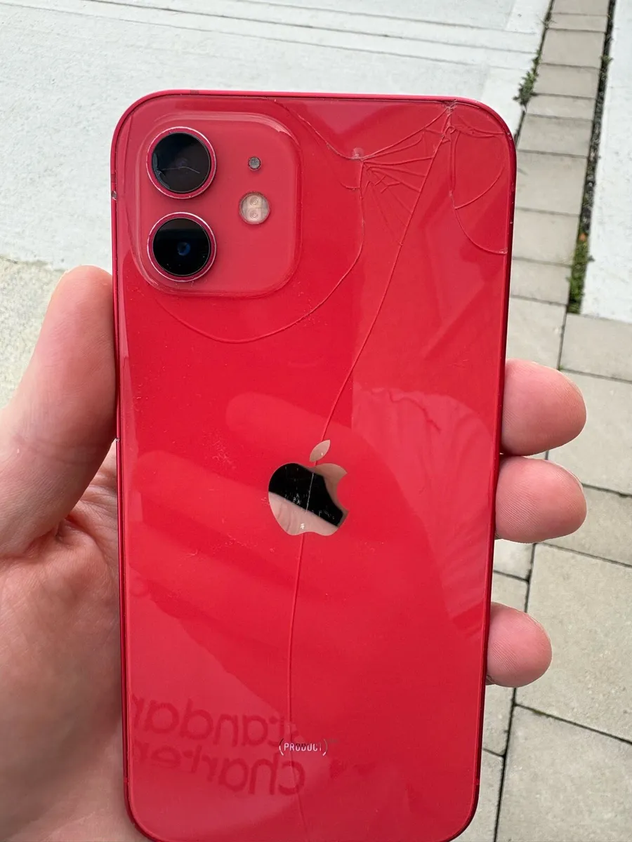 iPhone 12 64gb Red - Image 4