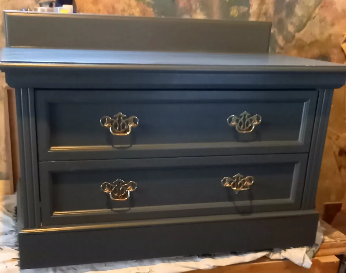 Chest of drawers - Image 3
