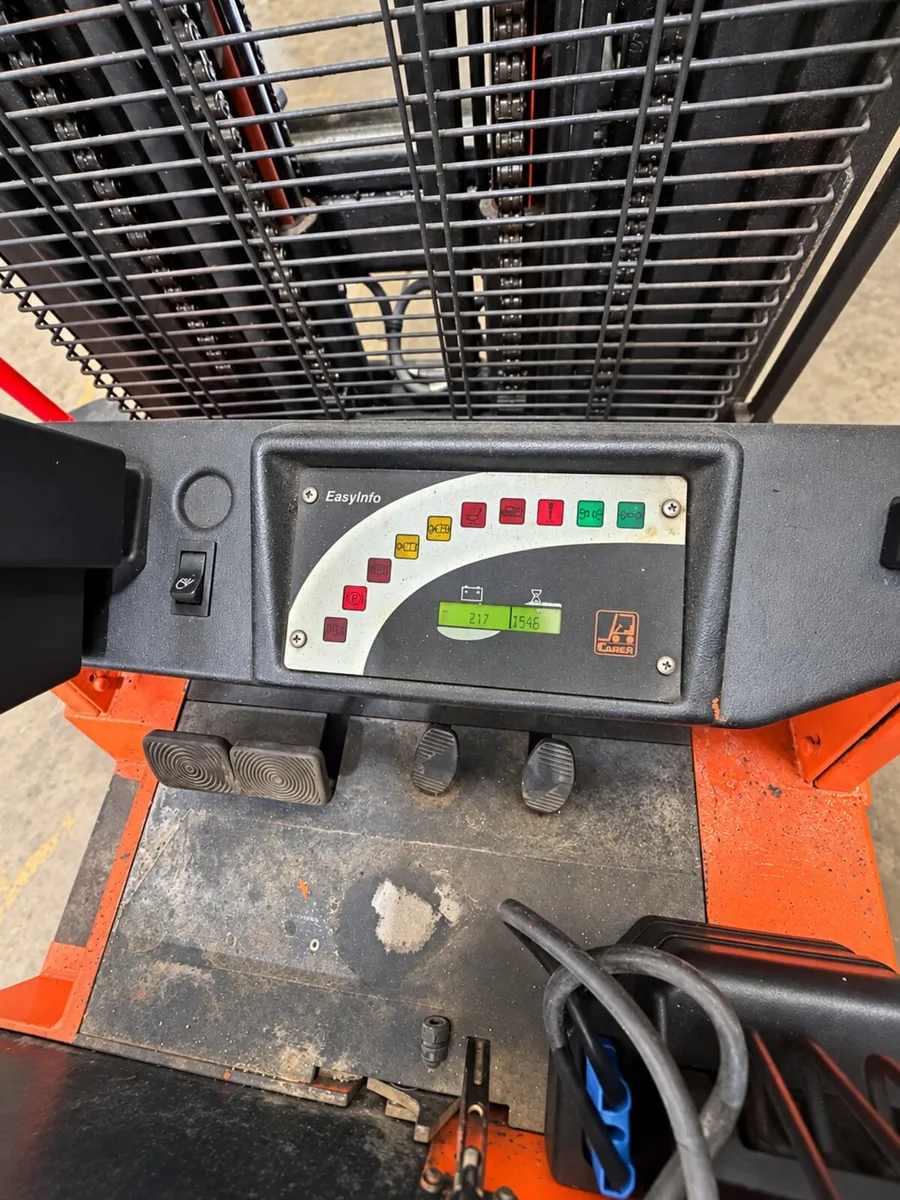 Electric Forklift - Image 2