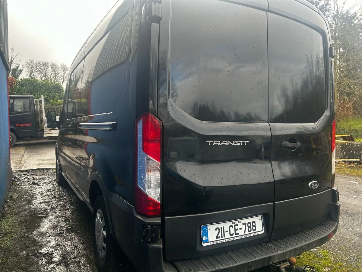 Ford Transit - Image 3