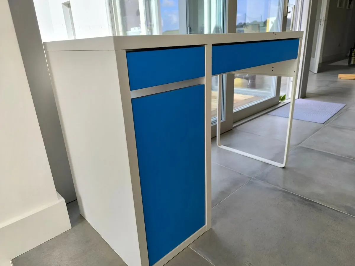 Desk - Image 1