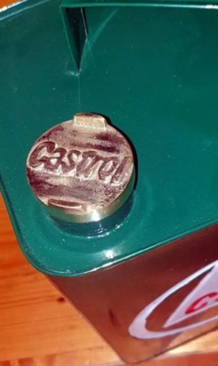 Vintage Castrol Motor Oil Can - Image 2