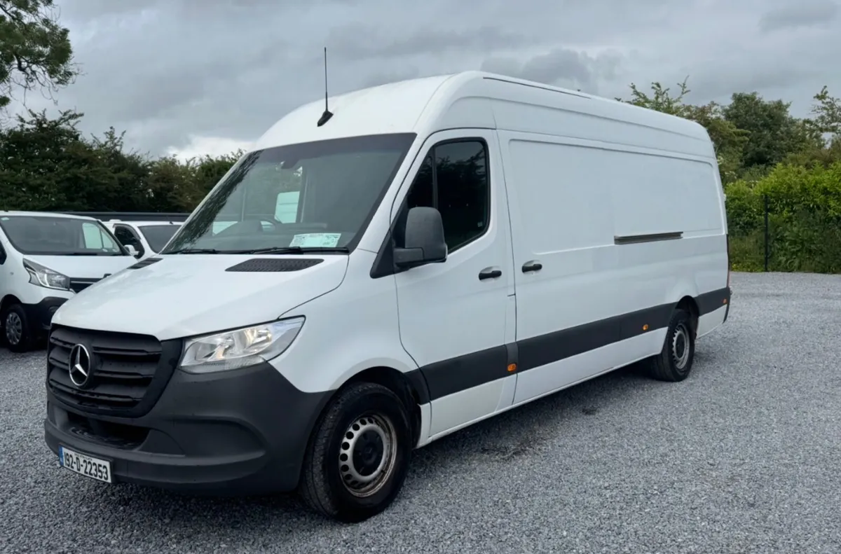 Mercedes Sprinter LWB RWD 0 deposit finance - Image 2