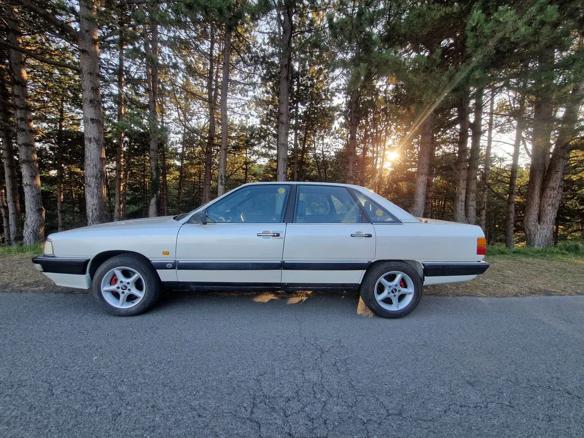 Car - Image 2