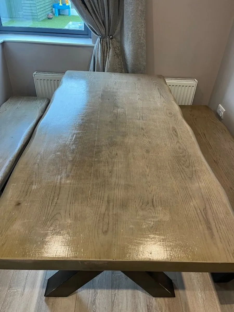 Dining table - Image 3