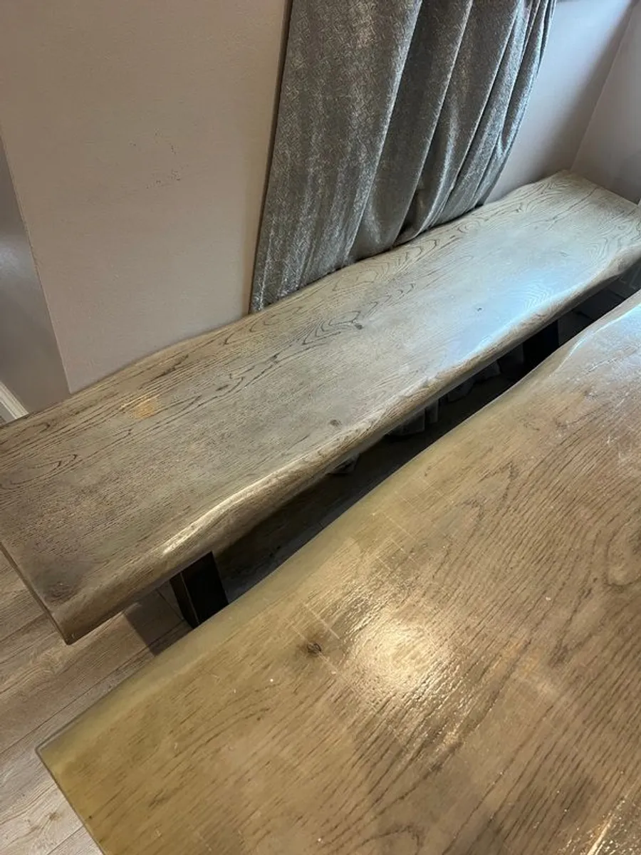 Dining table - Image 4