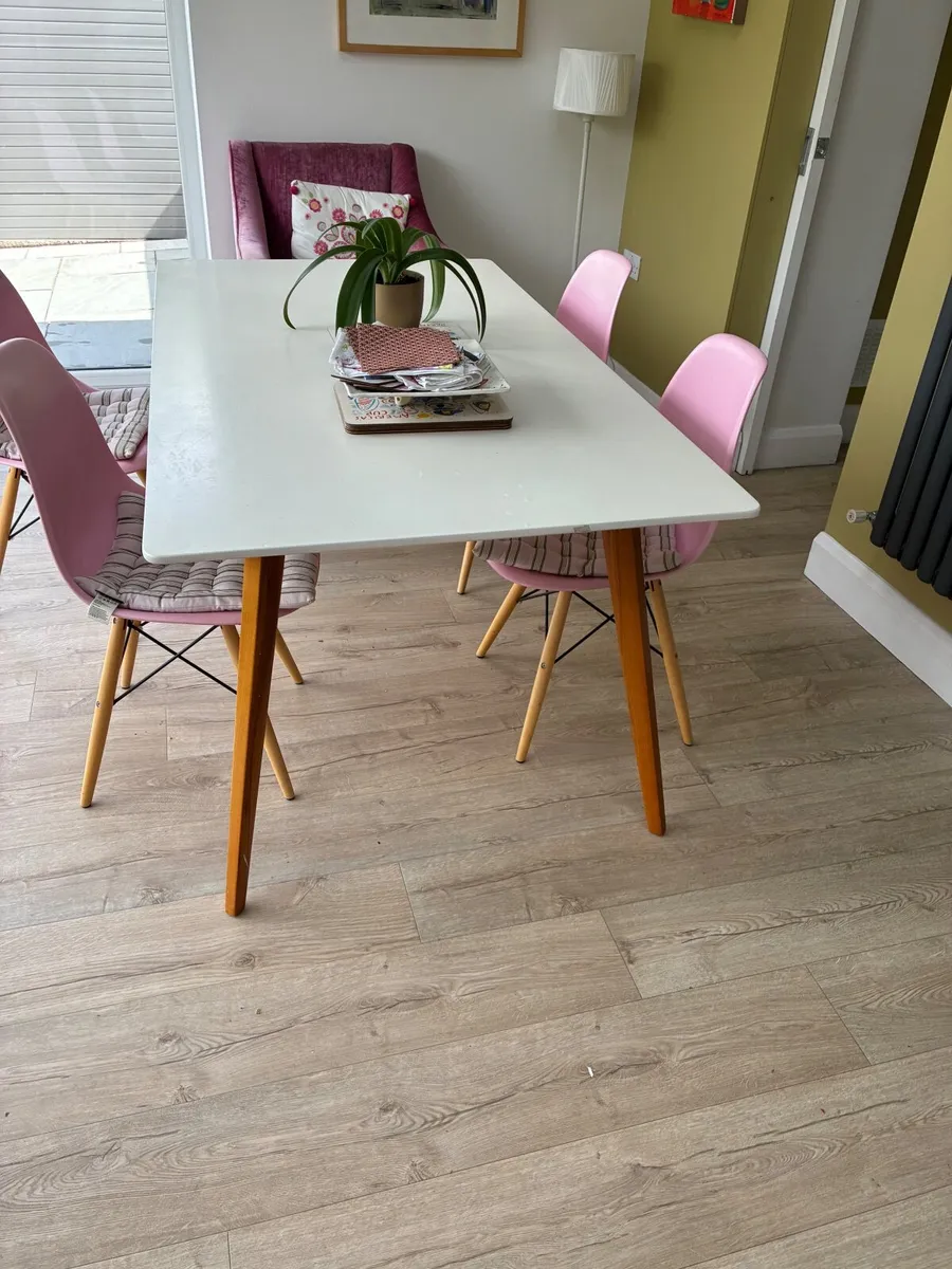 Dining table - Image 4