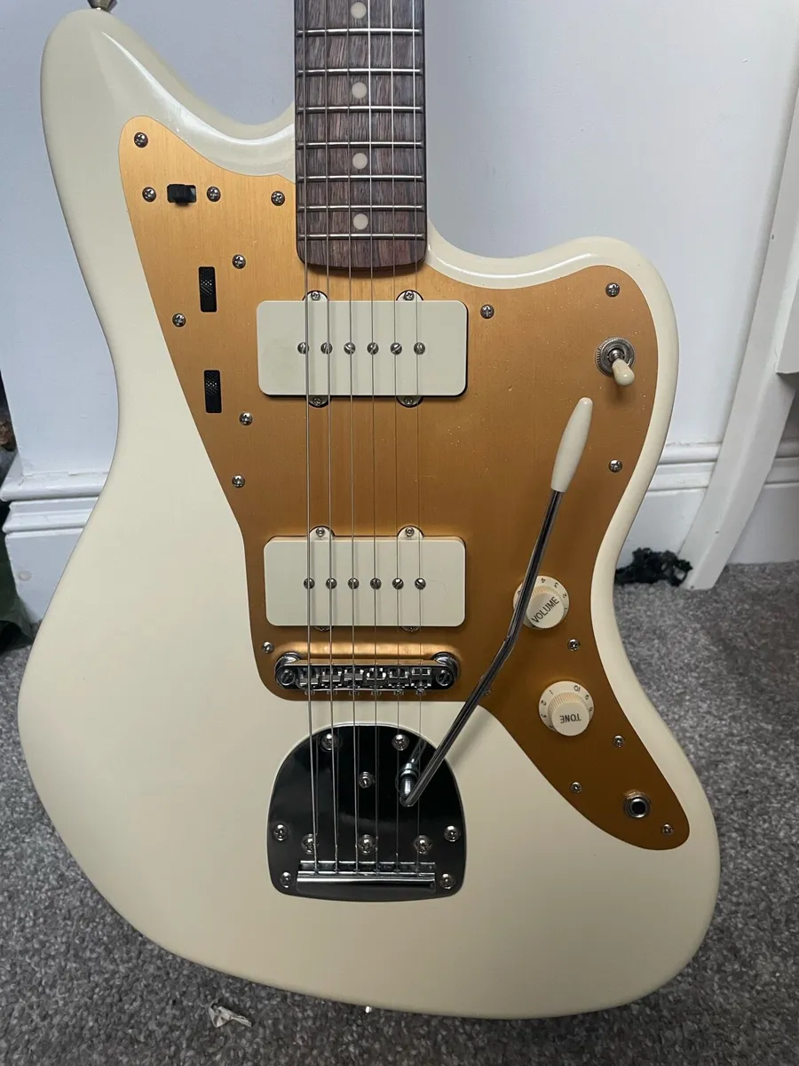Signature Jazzmaster (Squire) - Image 3