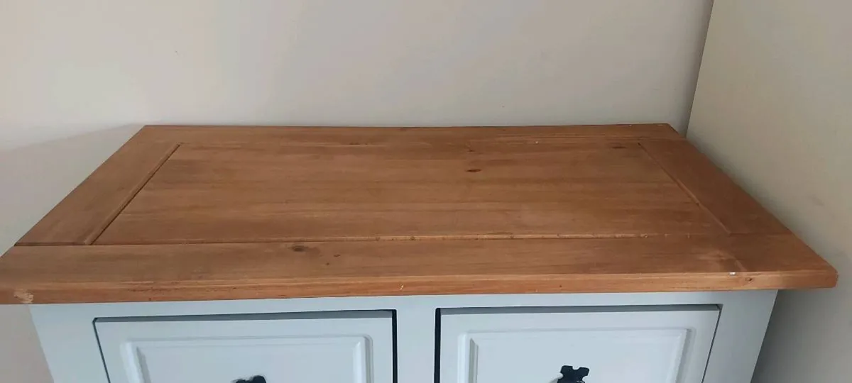 Chest of drawers - Image 2