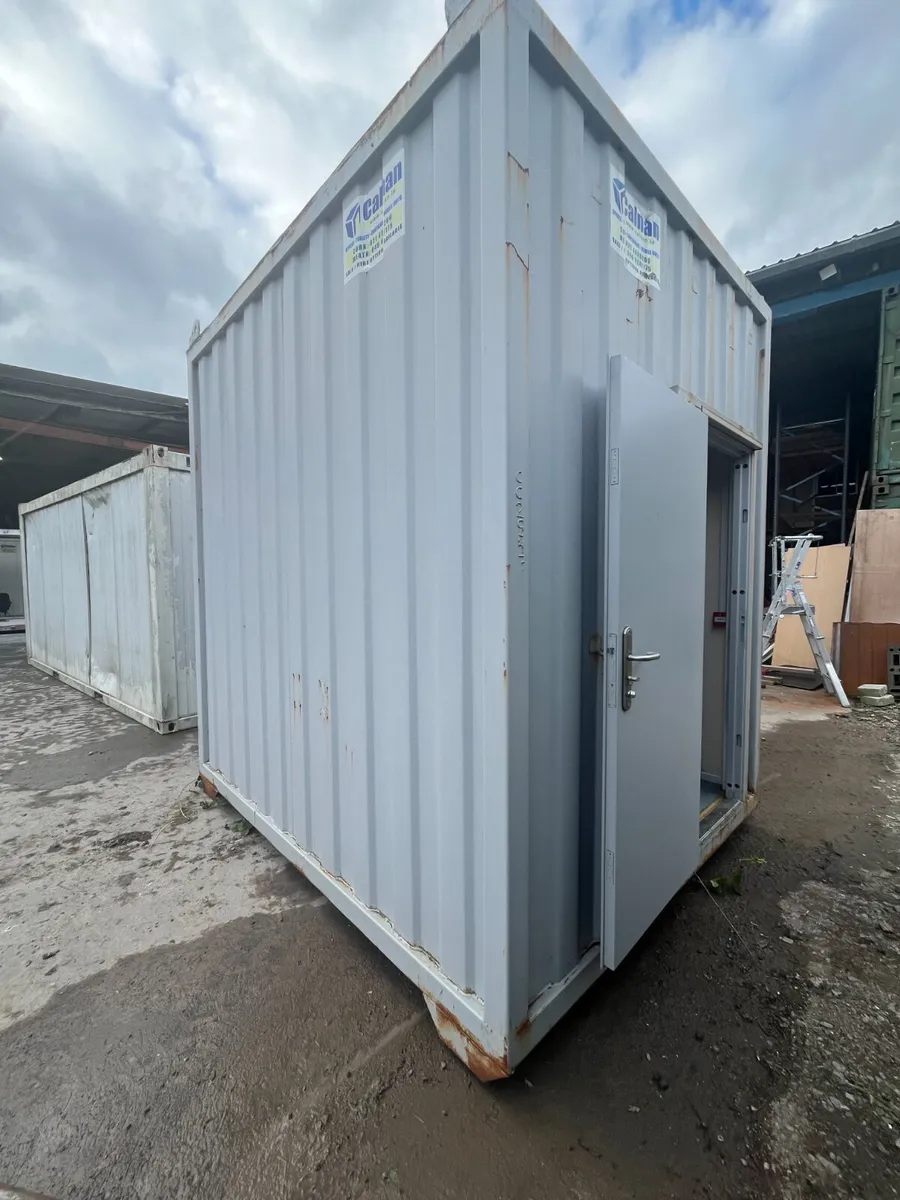 10ft x 8ft Shower & Toilet - CC2947 - Image 2