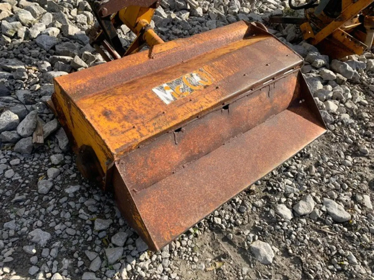 MCCONNEL PA24 FLAIL HEDGER, RH CUT - Image 3