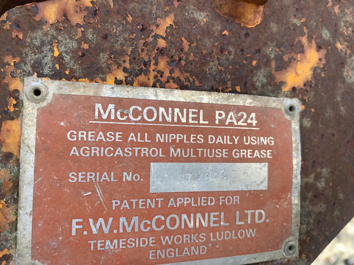 MCCONNEL PA24 FLAIL HEDGER, RH CUT - Image 2