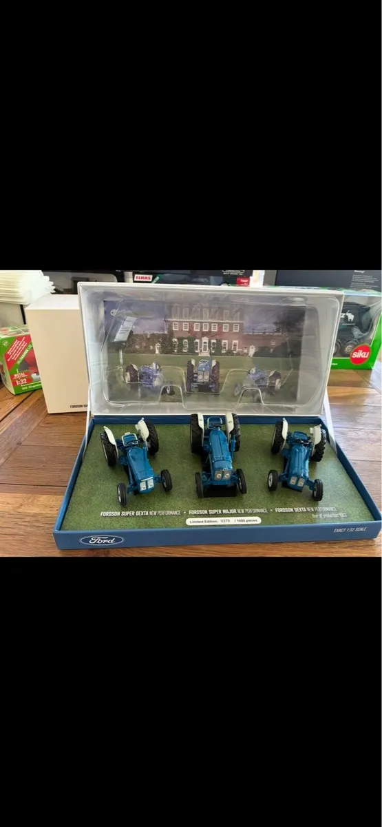 1:32 Fordson set - Image 2