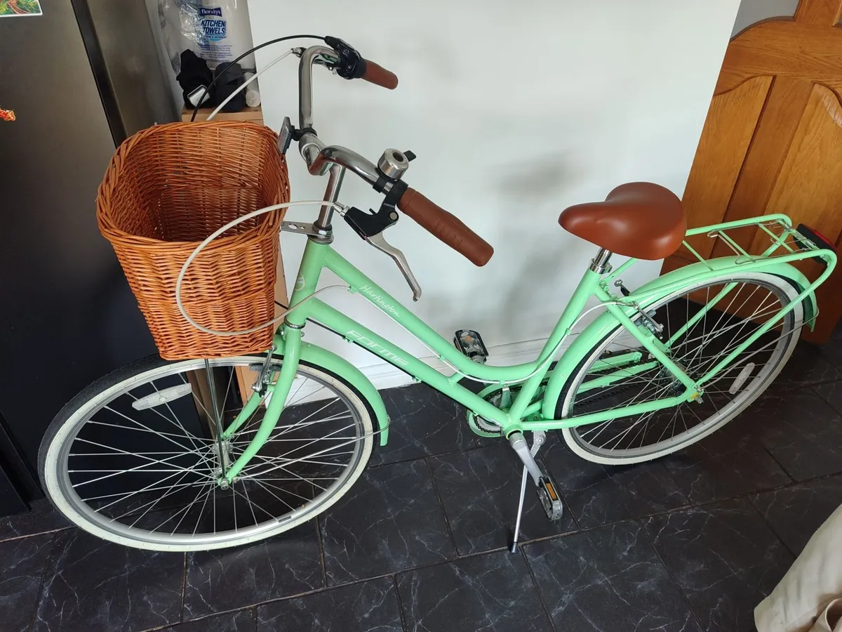 Womans Hartington Forme bicycle - Image 3