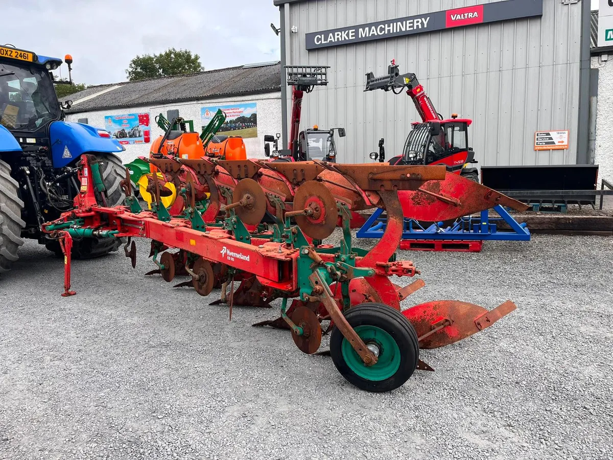 Kverneland ED 5 Furrow Reversible Plough - Image 3