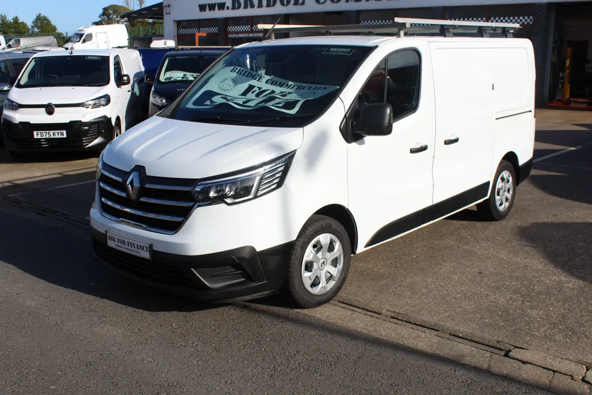 2023 Renault Trafic SL28 Business+ - Image 1