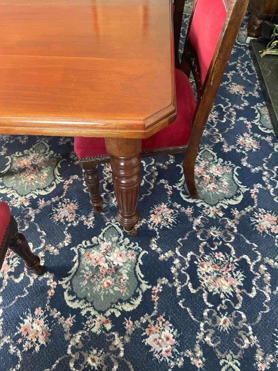 Antique Table and 6 chairs - Image 1