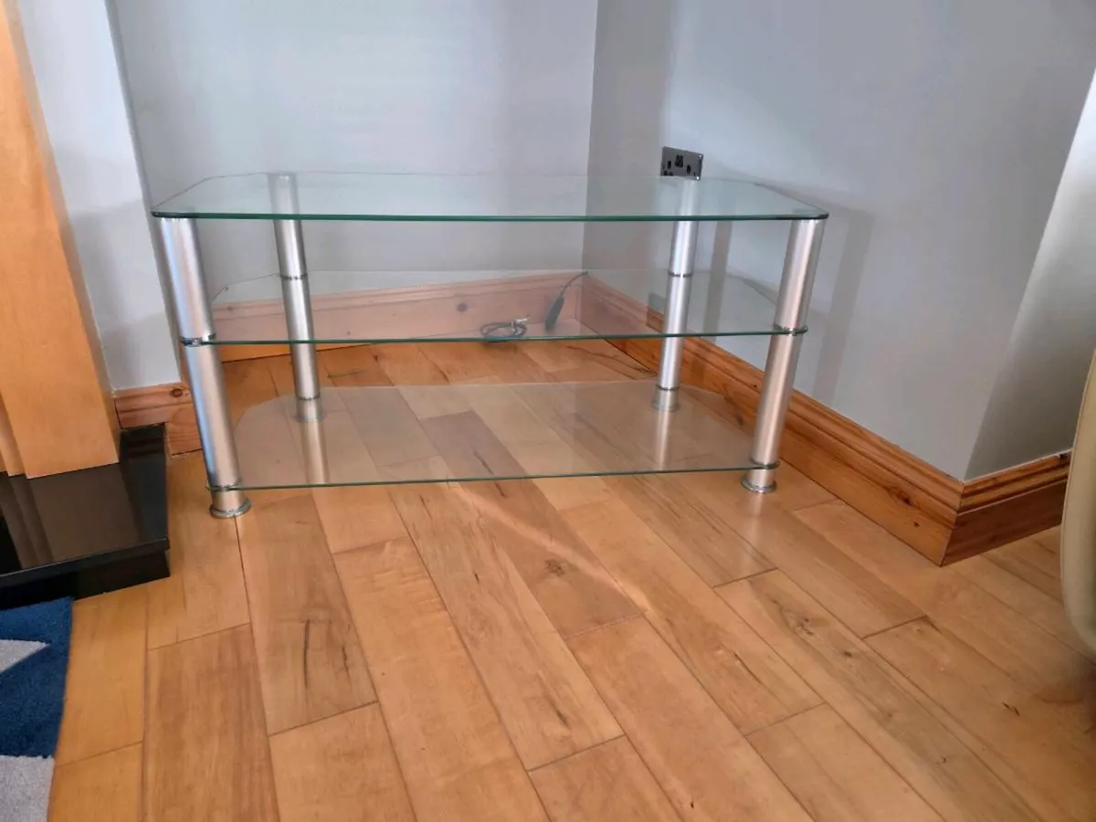 TV STAND - Image 1