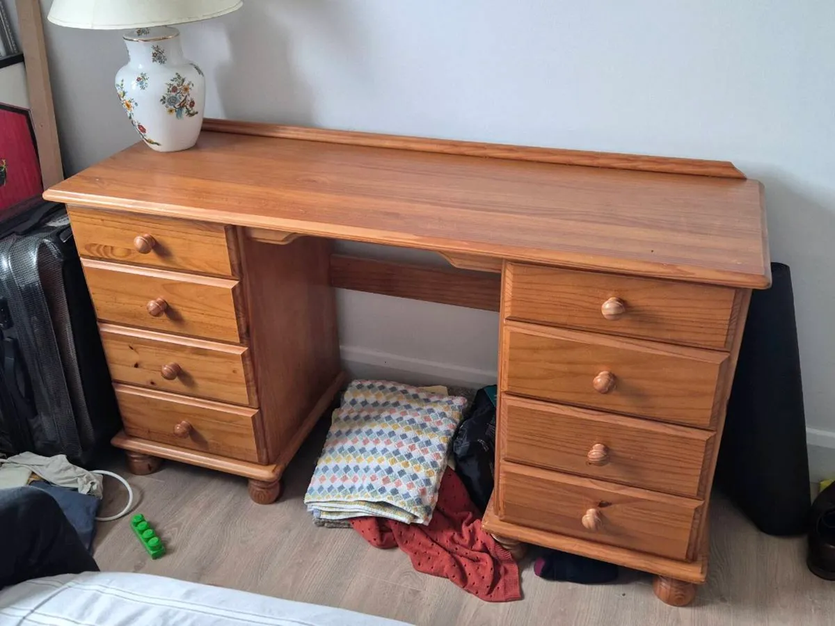 Pine desk