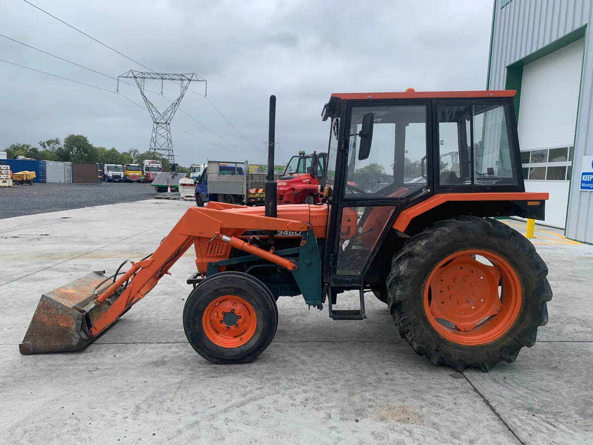 KUBOTA L345DT 2WD TRACTOR & LOADER FOR AUCTION - Image 2